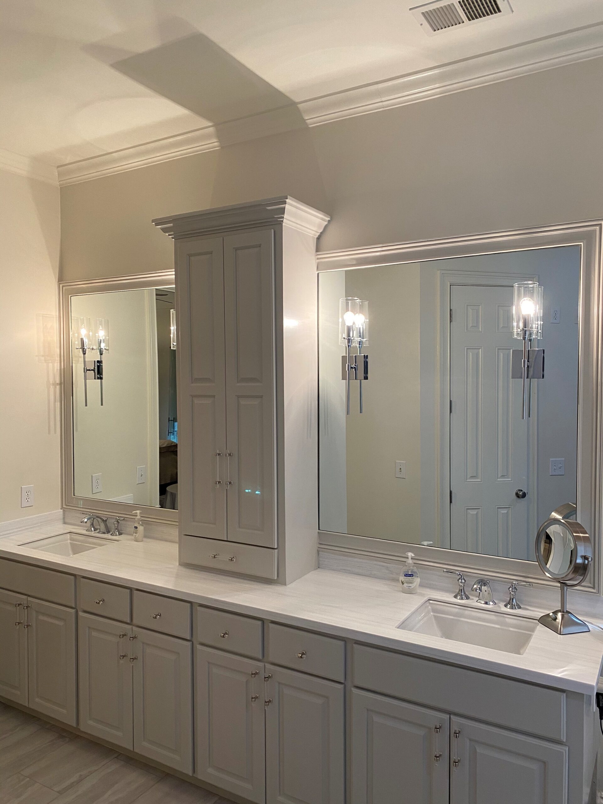 Inabinet Glass & Mirror | Columbia, SC | bathroom mirrors with lights/sconces